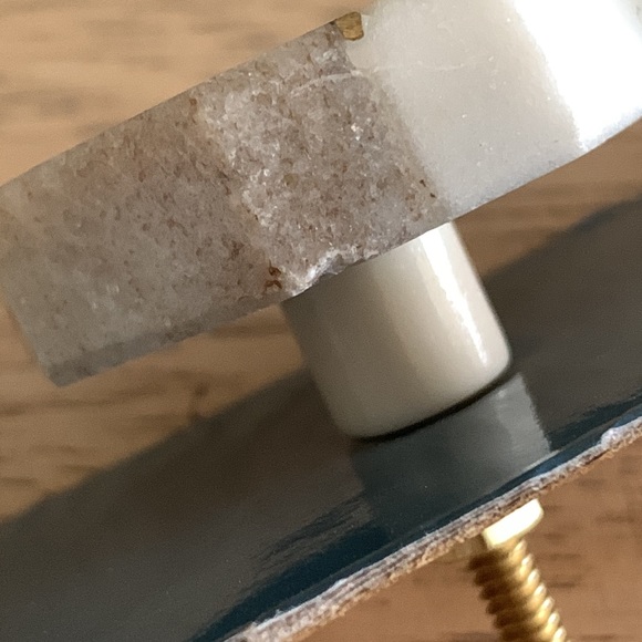 Set of 8 marble and gold stone decorative drawer pulls. Heavy, geometric - Picture 11 of 12